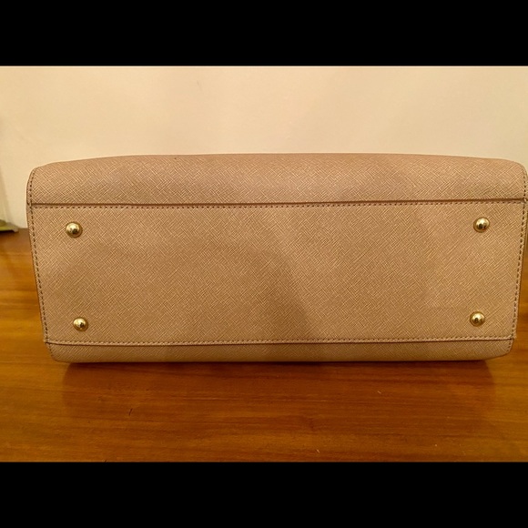 Classic Calvin Klein Bag - Picture 4 of 8